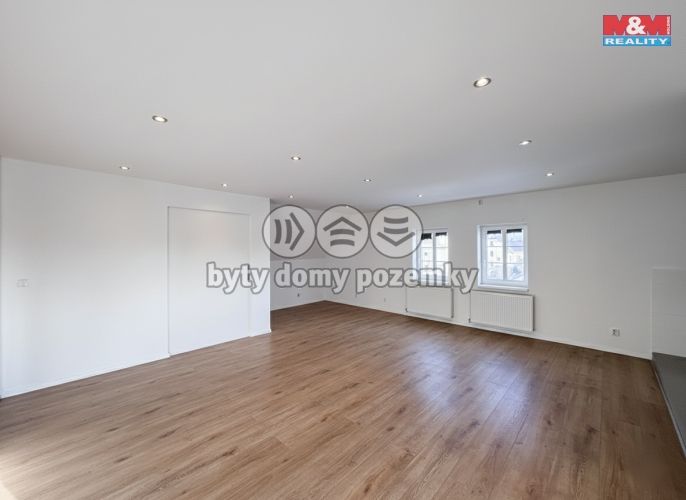 Pronájem, Byt 1+kk, Zákupy