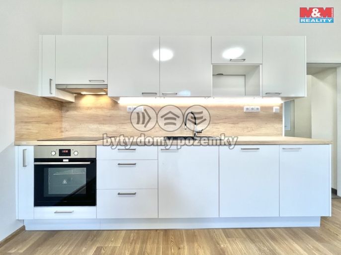 Pronájem, Byt 3+1, Děčín