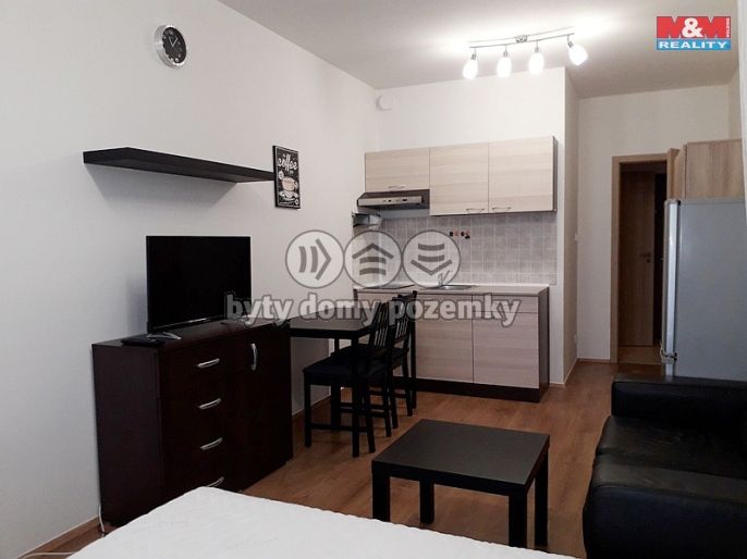 Pronájem, Byt 1+kk, Praha