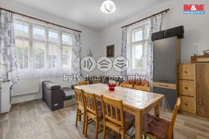 Prodej, Obchod a služby, Žlebské Chvalovice