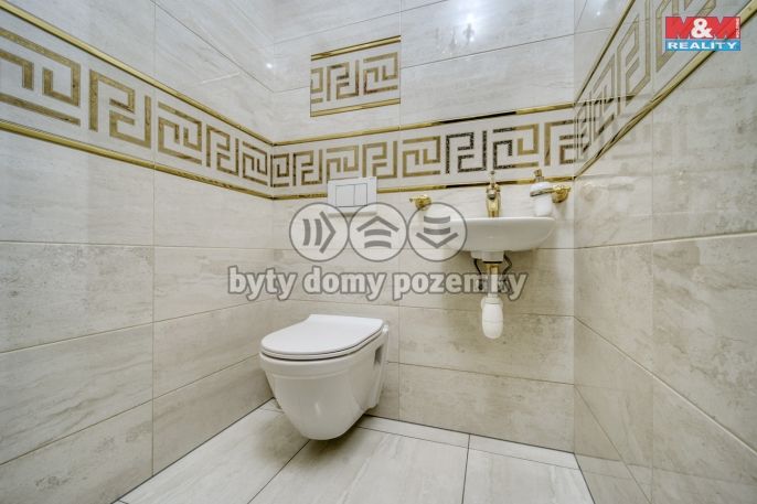 Prodej, Byt 4+1, Plzeň