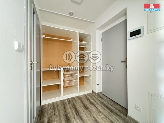 Pronájem, Byt 1+kk, Chlumec nad Cidlinou