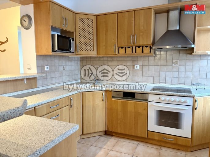 Pronájem, Byt 3+1, Pardubice