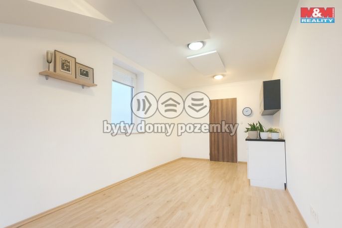 Pronájem, Byt 1+kk, Škvorec