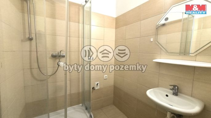 Pronájem, Byt 1+1, Hlinsko