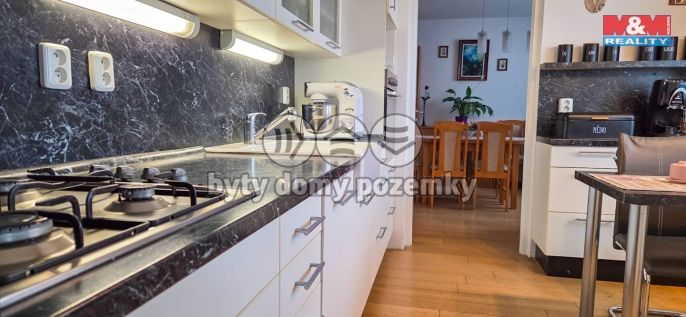 Prodej, Byt 3+1, Pardubice