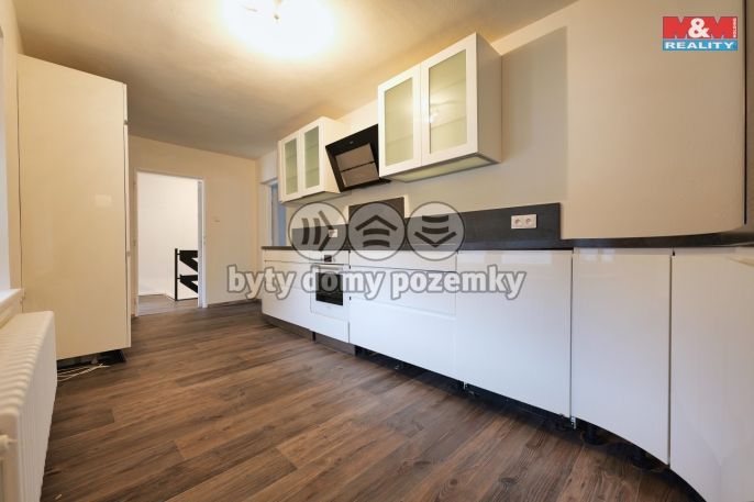 Prodej, Rodinný dům, Lešany