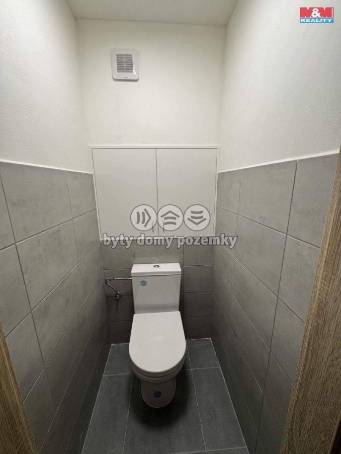 Pronájem, Byt 1+kk, Louny
