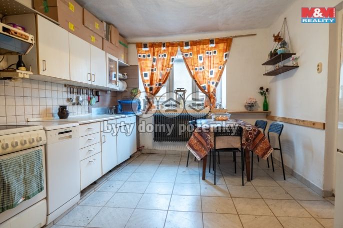 Prodej, Nájemní dům, Husinec