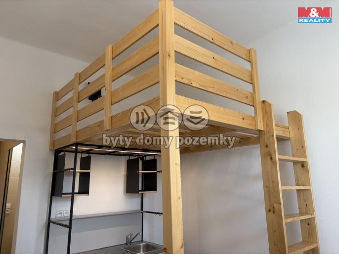 Pronájem, Byt 1+kk, Chrudim