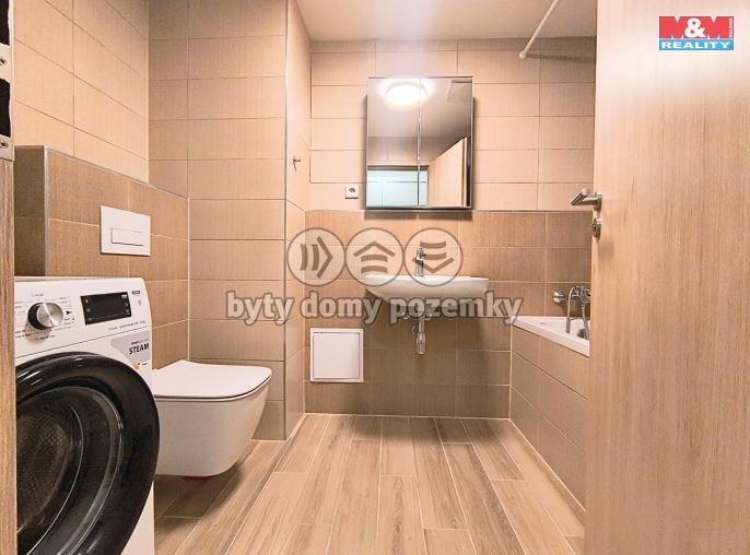 Pronájem, Byt 1+kk, Slaný