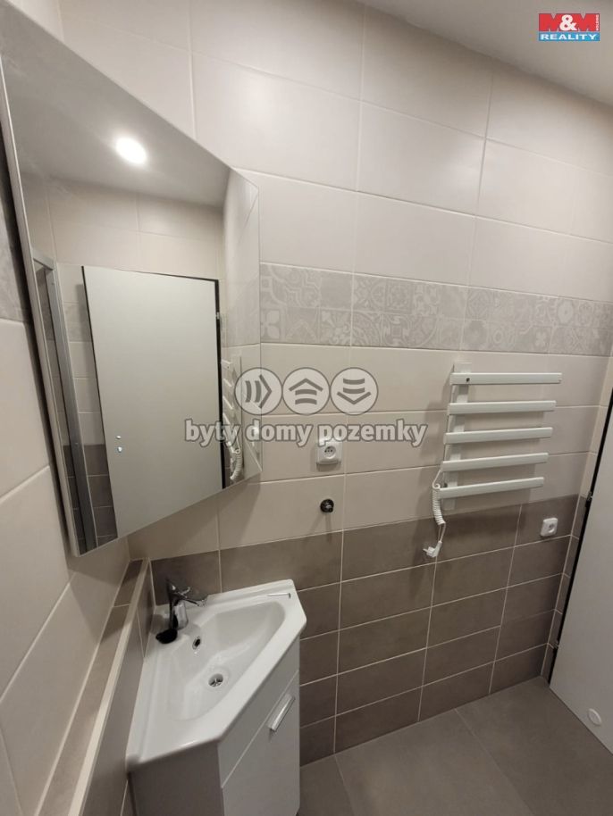 Pronájem, Byt 2+kk, Dačice