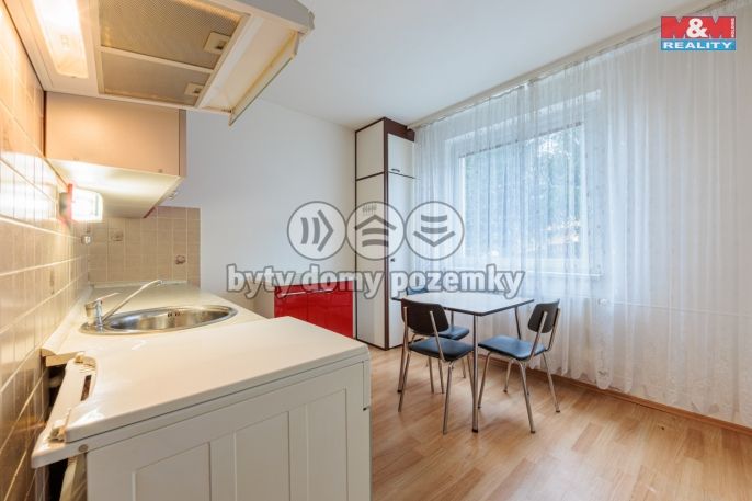 Prodej, Byt 3+1, Teplá