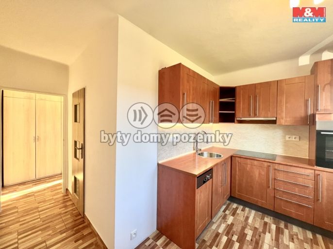 Prodej, Byt 3+1, Mojné