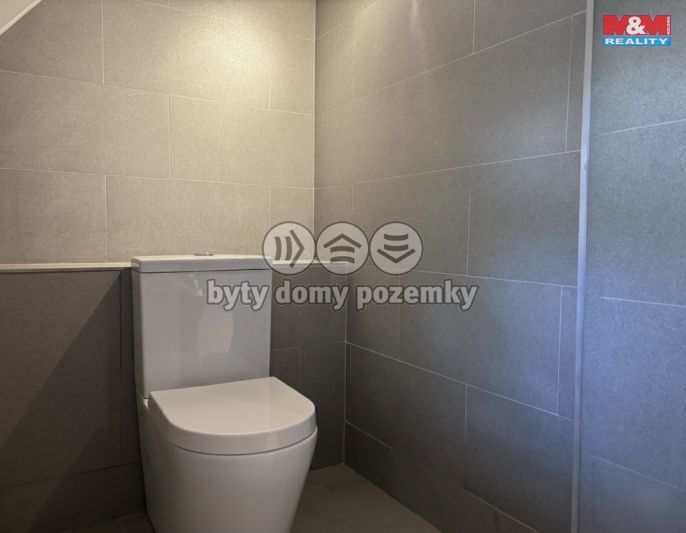 Pronájem, Byt 1+kk, Zákupy