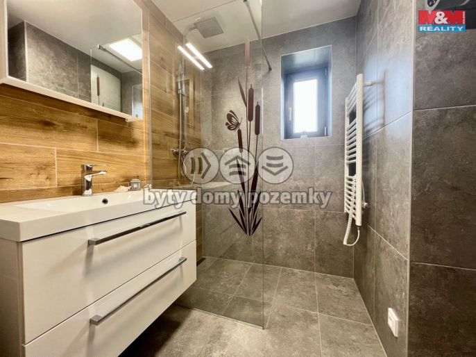 Pronájem, Byt 1+kk, Třeboň