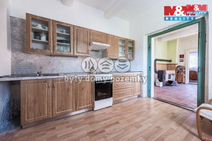 Prodej, Zemědělská usedlost, Chroustov