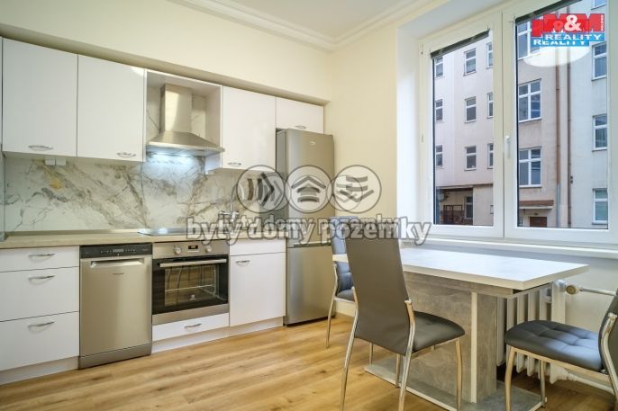 Pronájem, Byt 1+1, Karlovy Vary