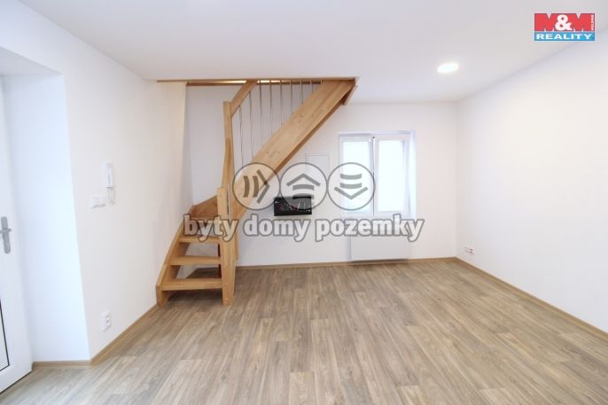 Pronájem, Kancelářský prostor, Měšice