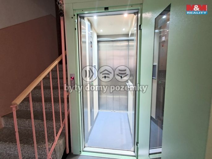 Pronájem, Byt 1+1, Plzeň