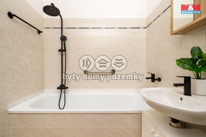 Prodej, Byt 2+kk, Nymburk