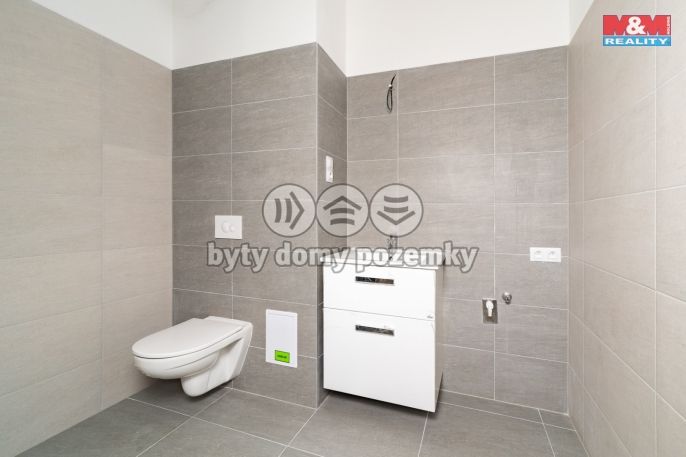 Pronájem, Byt 4+kk, Cheb