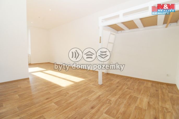 Pronájem, Byt 1+kk, Česká Lípa