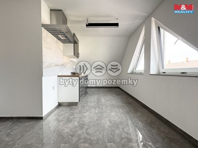 Pronájem, Byt 2+1, Velešín