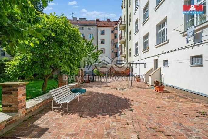 Pronájem, Byt 2+kk, Hradec Králové