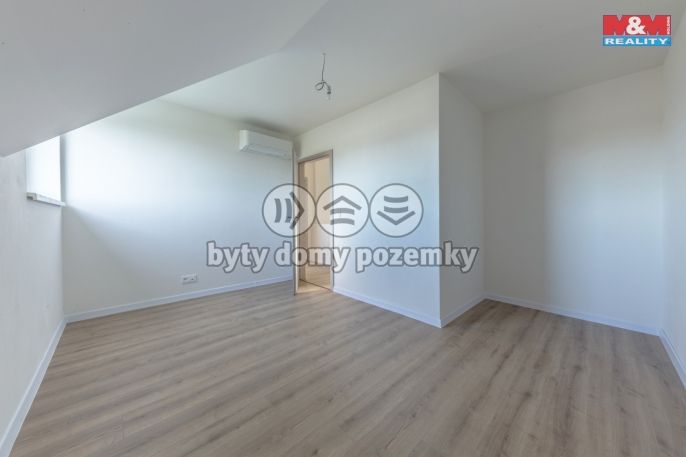Pronájem, Byt 4+kk, Starý Vestec
