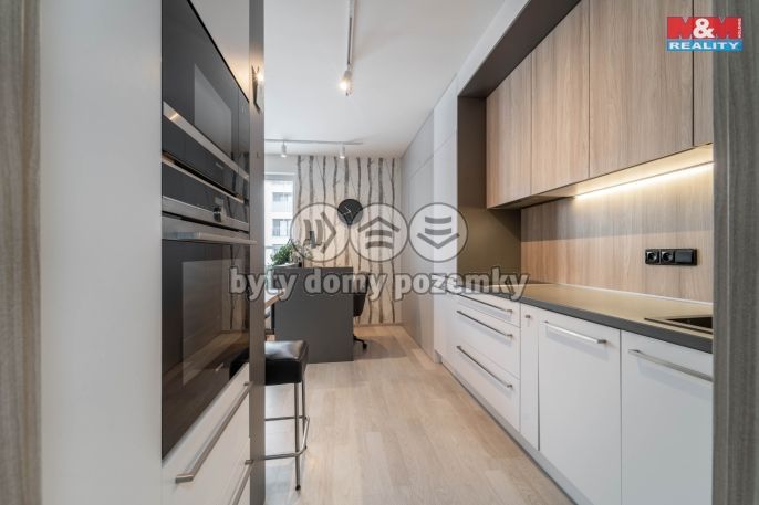 Prodej, Byt 1+kk, Praha