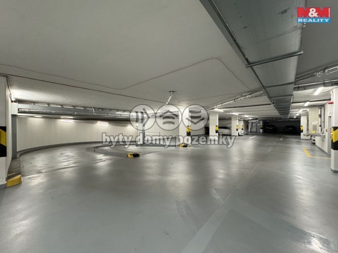 Pronájem, Garážové stání, Praha