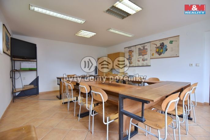 Pronájem, Obchodní objekt, Mělník