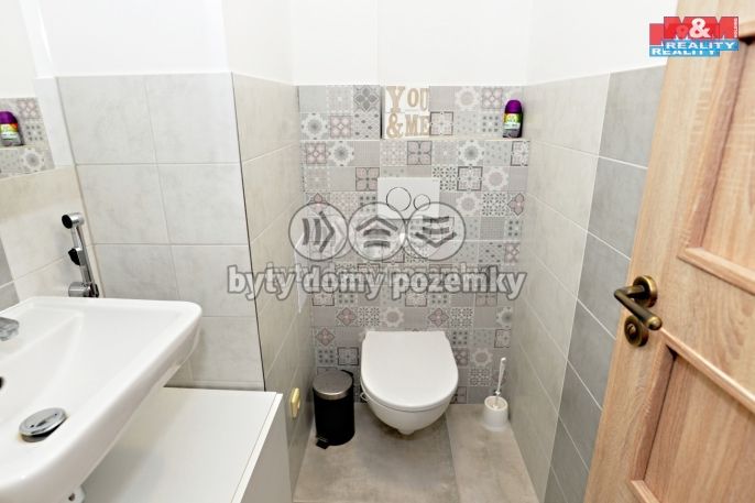 Pronájem, Byt 1+kk, Pardubice