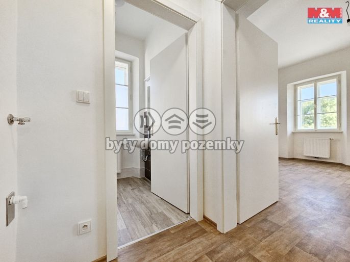 Pronájem, Byt 1+kk, Studeněves