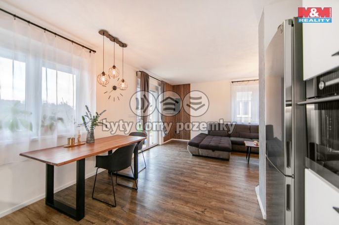 Prodej, Byt 4+kk, Vochov