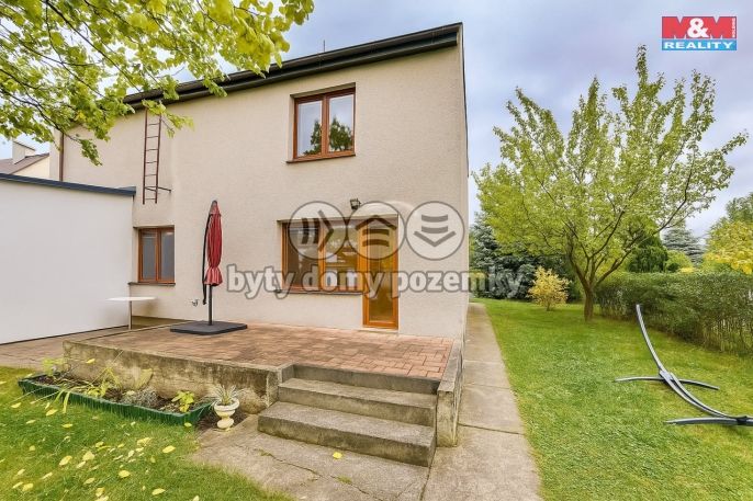 Pronájem, Byt 1+1, Pchery