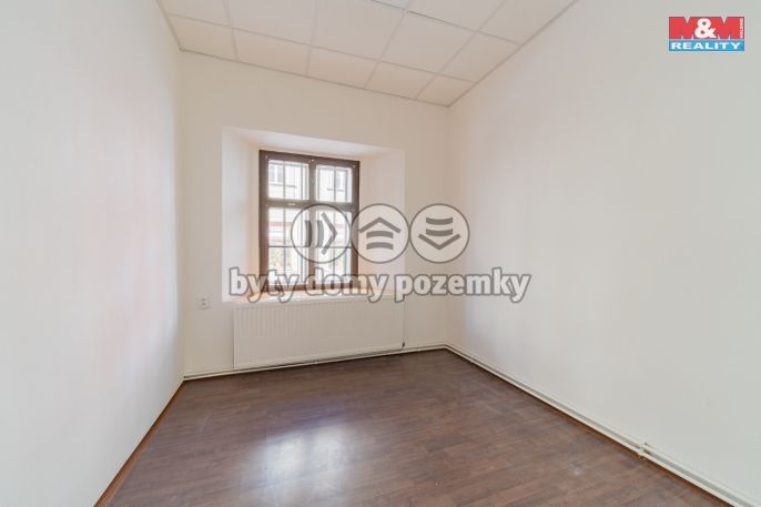 Pronájem, Obchod a služby, Cheb