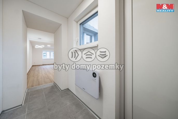 Prodej, Byt 1+kk, Chrášťany