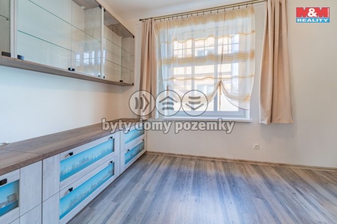 Prodej, Byt 3+1, Karlovy Vary