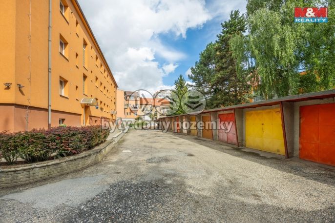 Prodej, Byt 3+1, Slaný