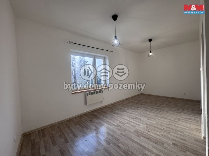 Pronájem, Byt 1+1, Brušperk