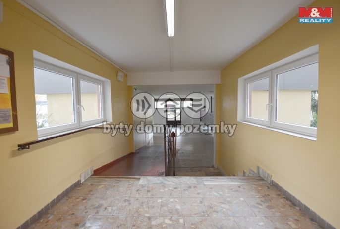 Pronájem, Byt 1+kk, Hradec Králové