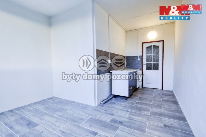 Pronájem, Byt 2+1, Rovná