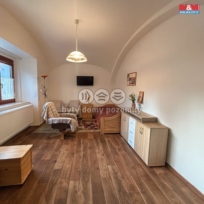 Pronájem, Byt 1+1, Louny