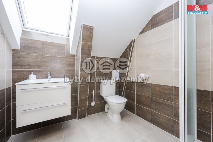 Prodej, Obchod a služby, Zvole