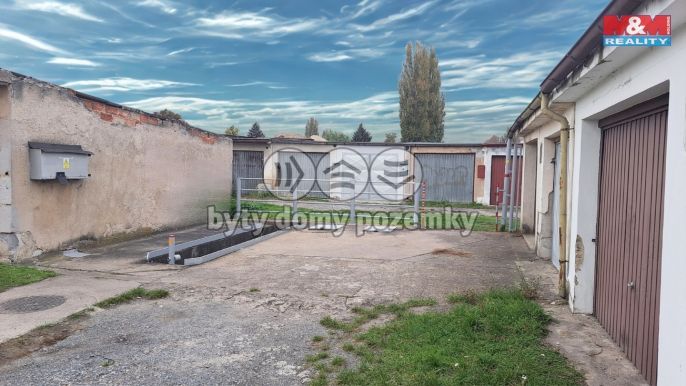 Prodej, Garáž, Mělník