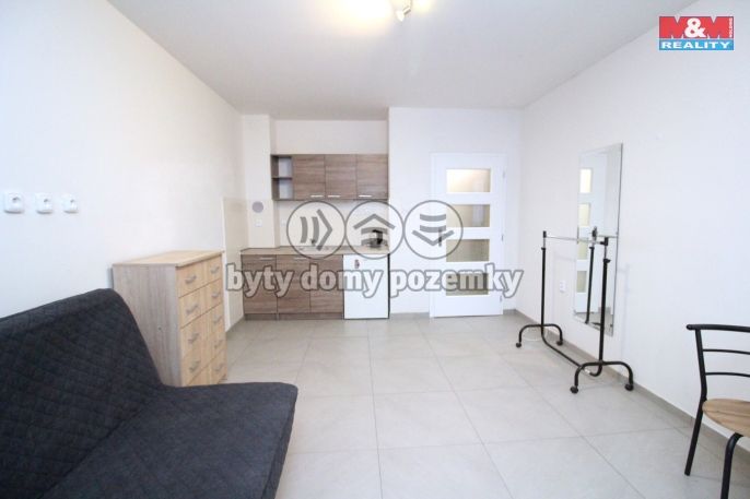 Pronájem, Byt 1+kk, Praha