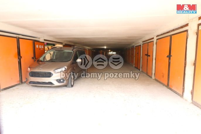 Prodej, Garáž, Most