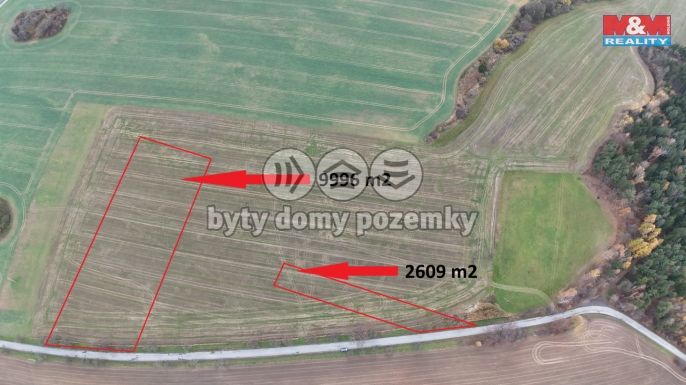 Prodej, Pole, Předhradí